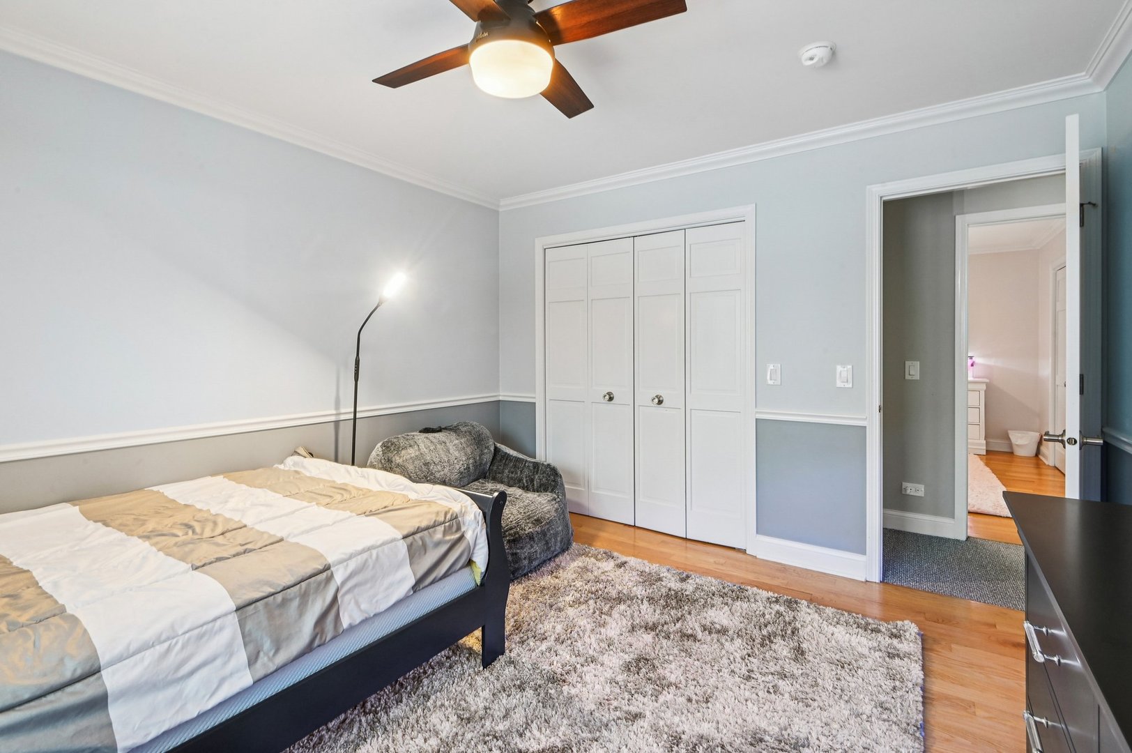 131 W Chicago Avenue, Downers Grove, IL 60515