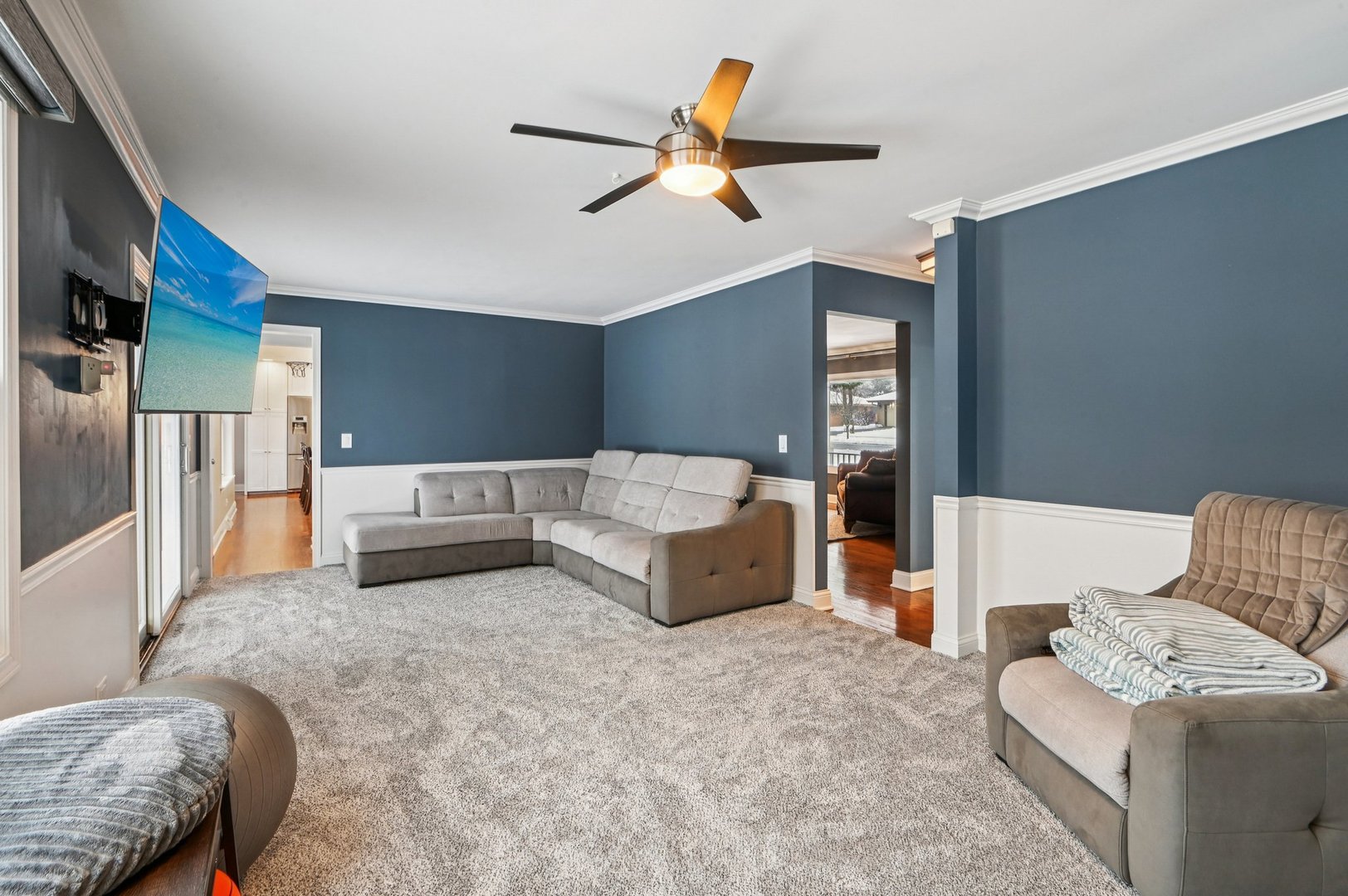 131 W Chicago Avenue, Downers Grove, IL 60515