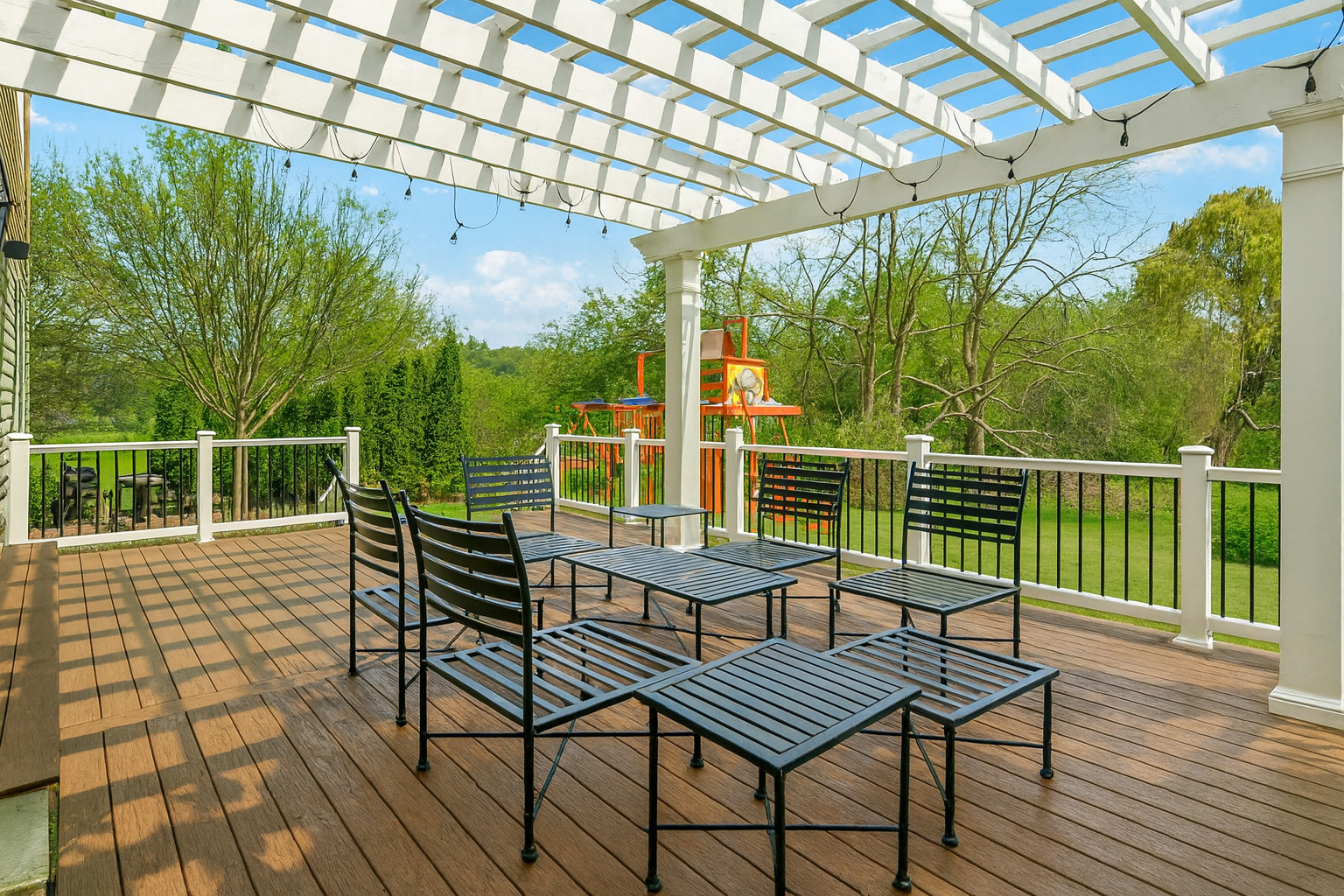 131 W Chicago Avenue, Downers Grove, IL 60515