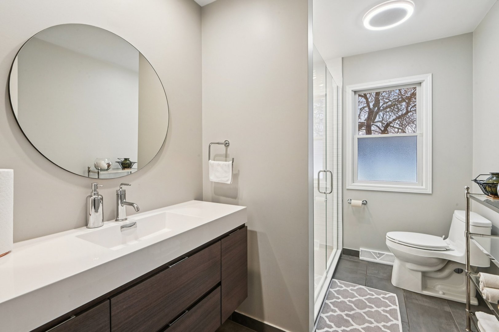 131 W Chicago Avenue, Downers Grove, IL 60515