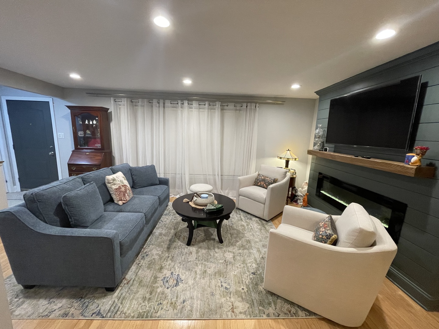 648 Saginaw Avenue, Calumet City, IL 60409