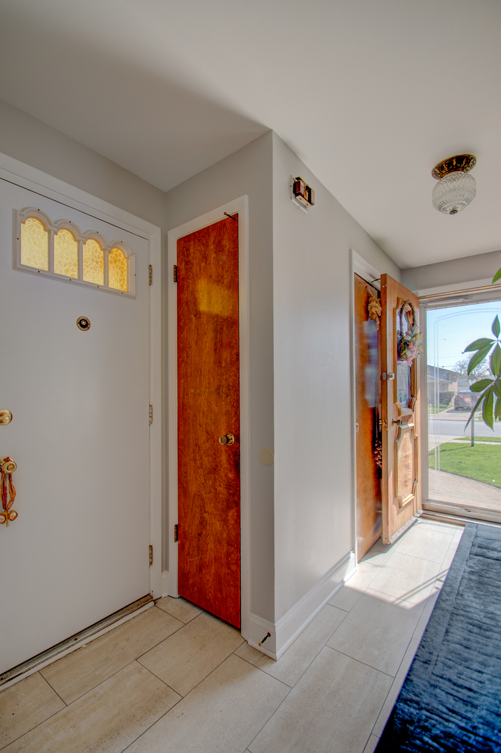 648 Saginaw Avenue, Calumet City, IL 60409