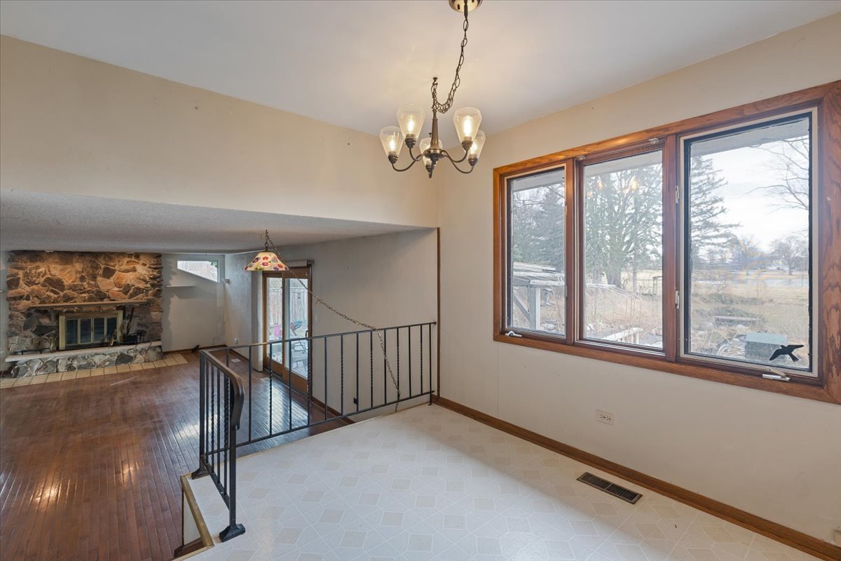 2939 E Hickory Lane, Crete, IL 60417