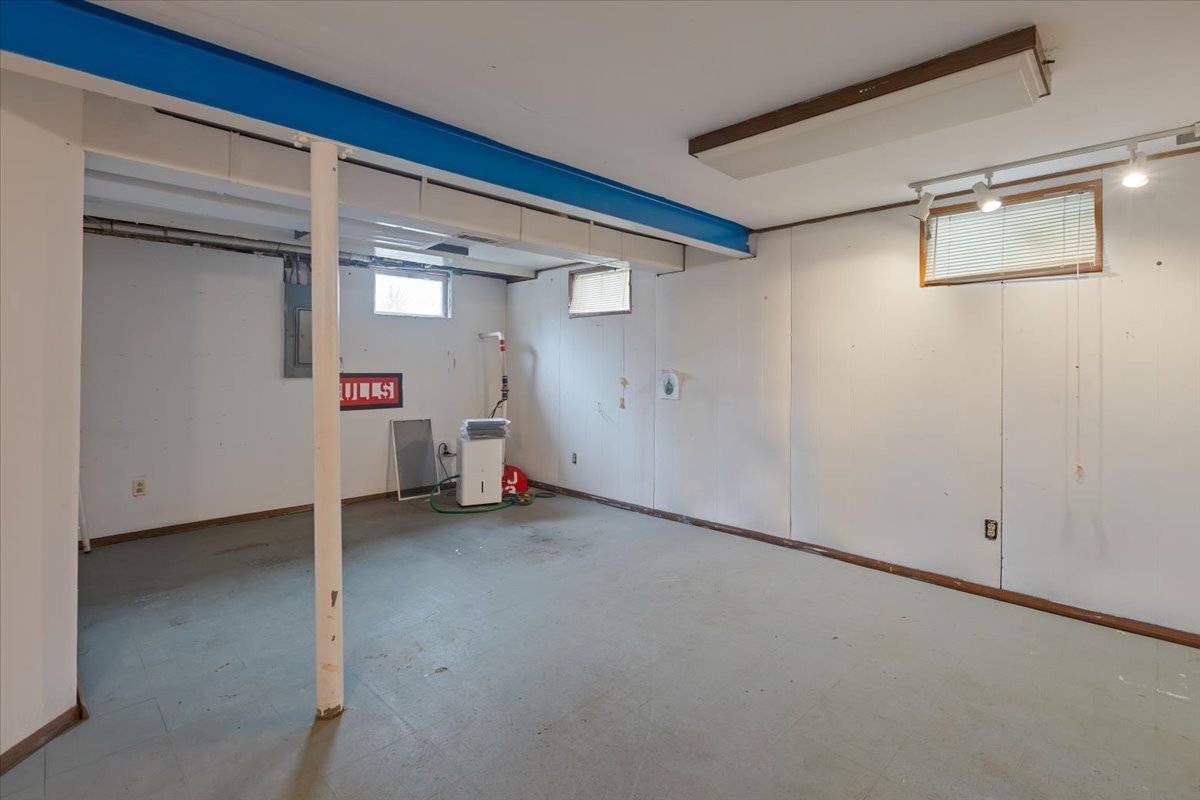 2939 E Hickory Lane, Crete, IL 60417