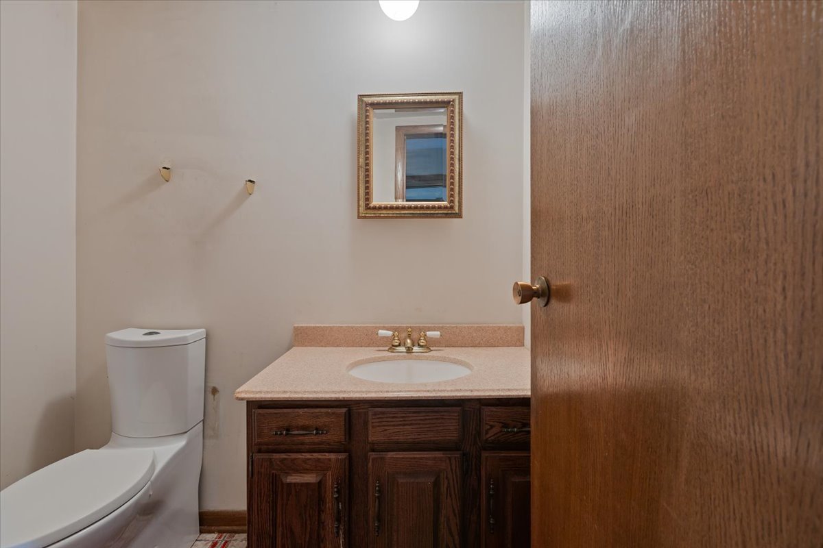 2939 E Hickory Lane, Crete, IL 60417