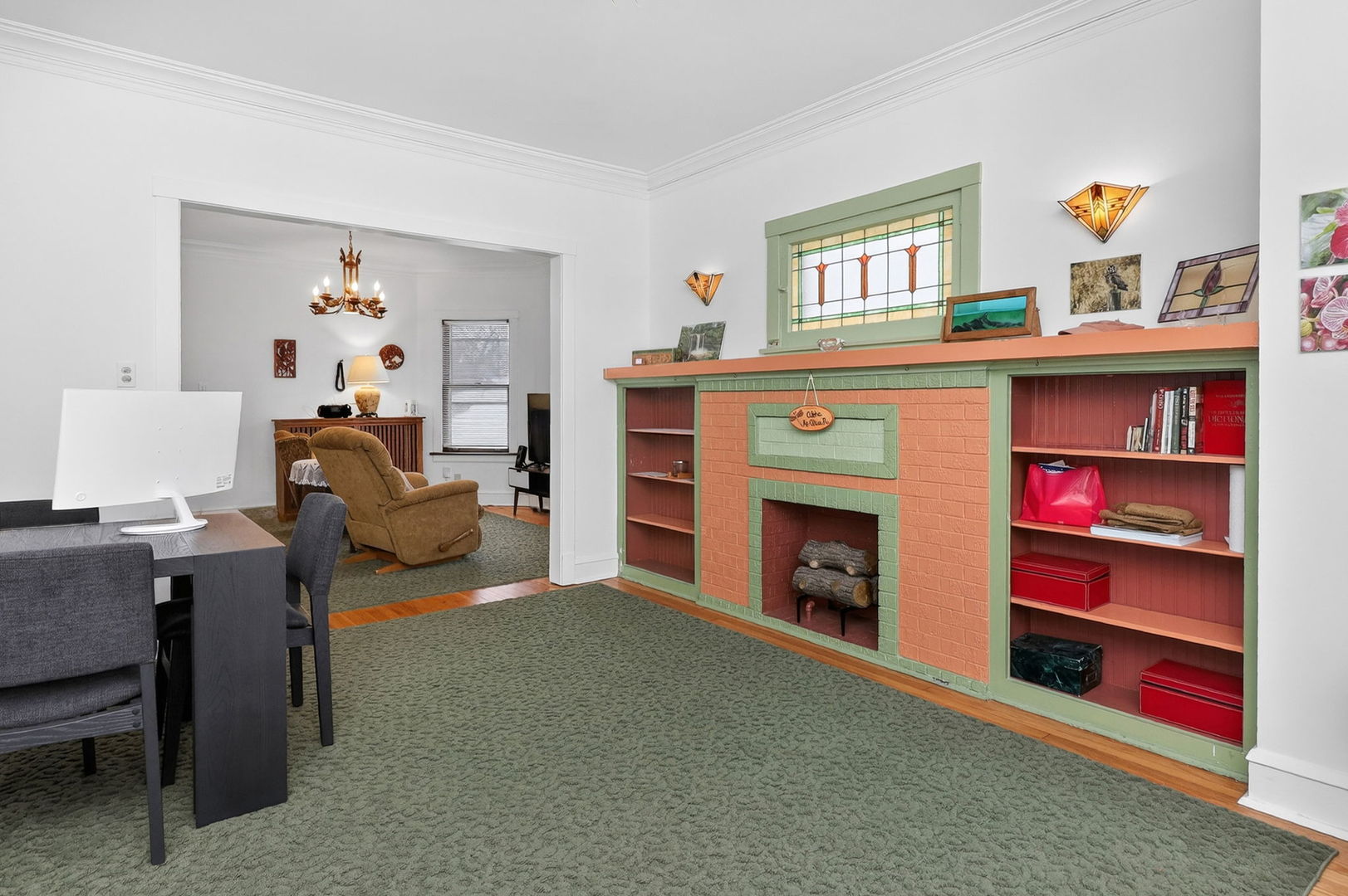 4854 N Tripp Avenue, Chicago, IL 60630