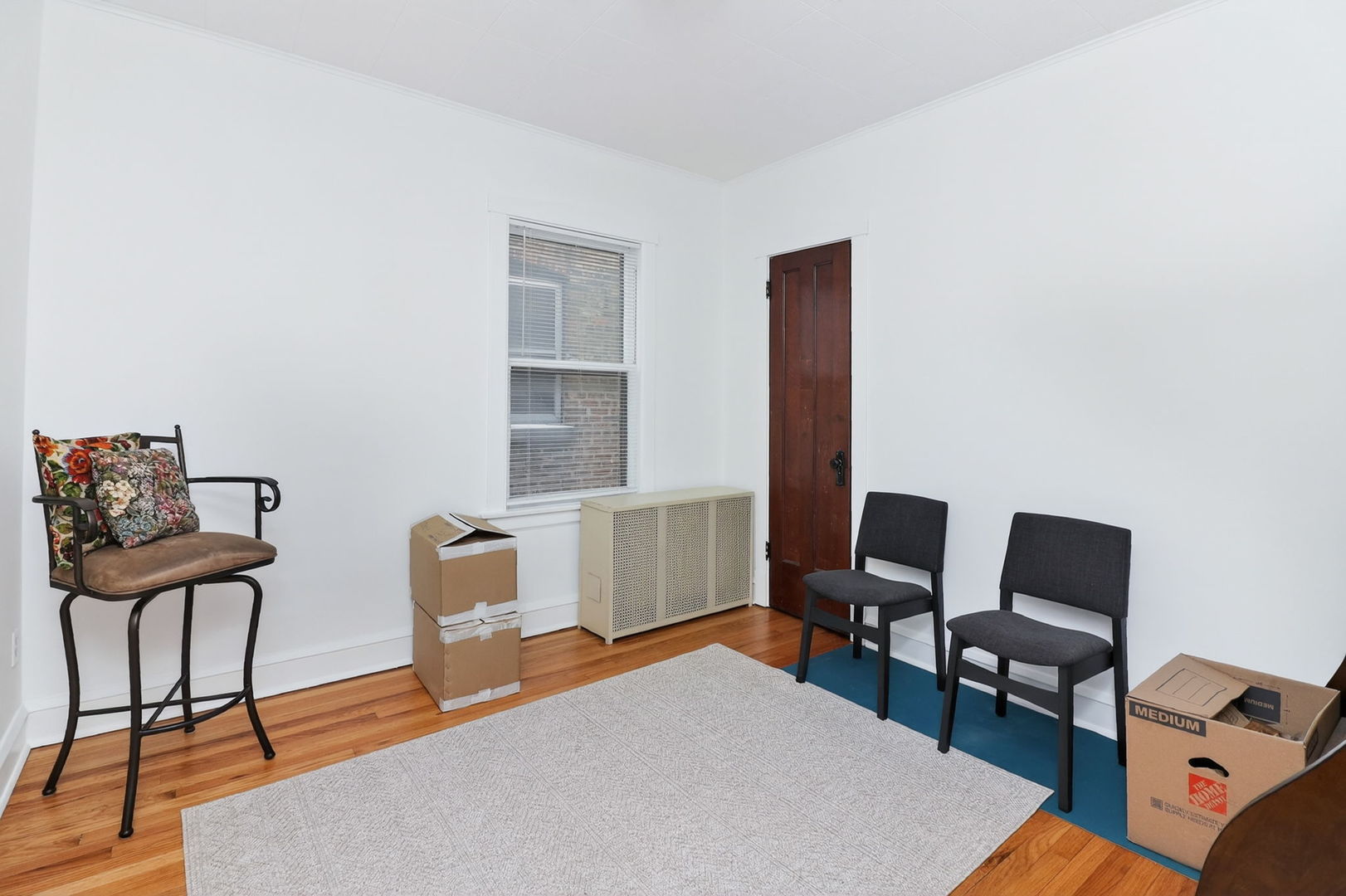 4854 N Tripp Avenue, Chicago, IL 60630