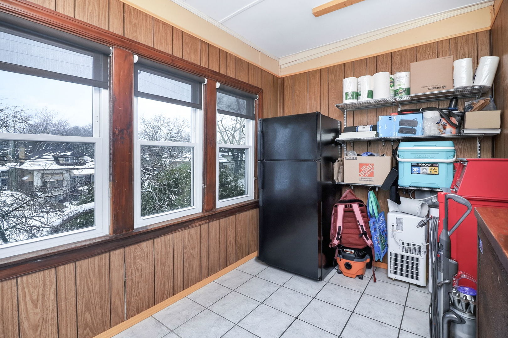 4854 N Tripp Avenue, Chicago, IL 60630