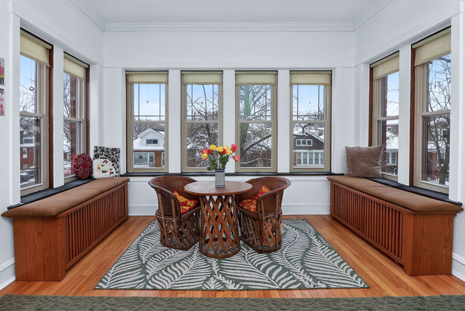 4854 N Tripp Avenue, Chicago, IL 60630