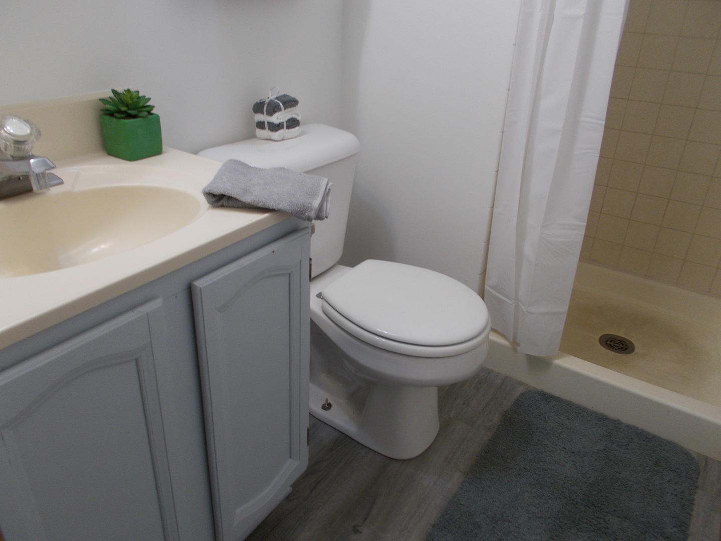 4108 Douglas Drive, Zion, IL 60099