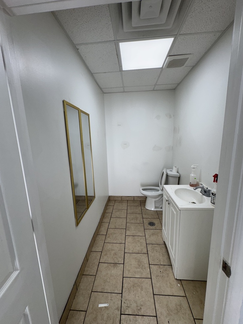 3011 W 63rd Street, Chicago, IL 60629