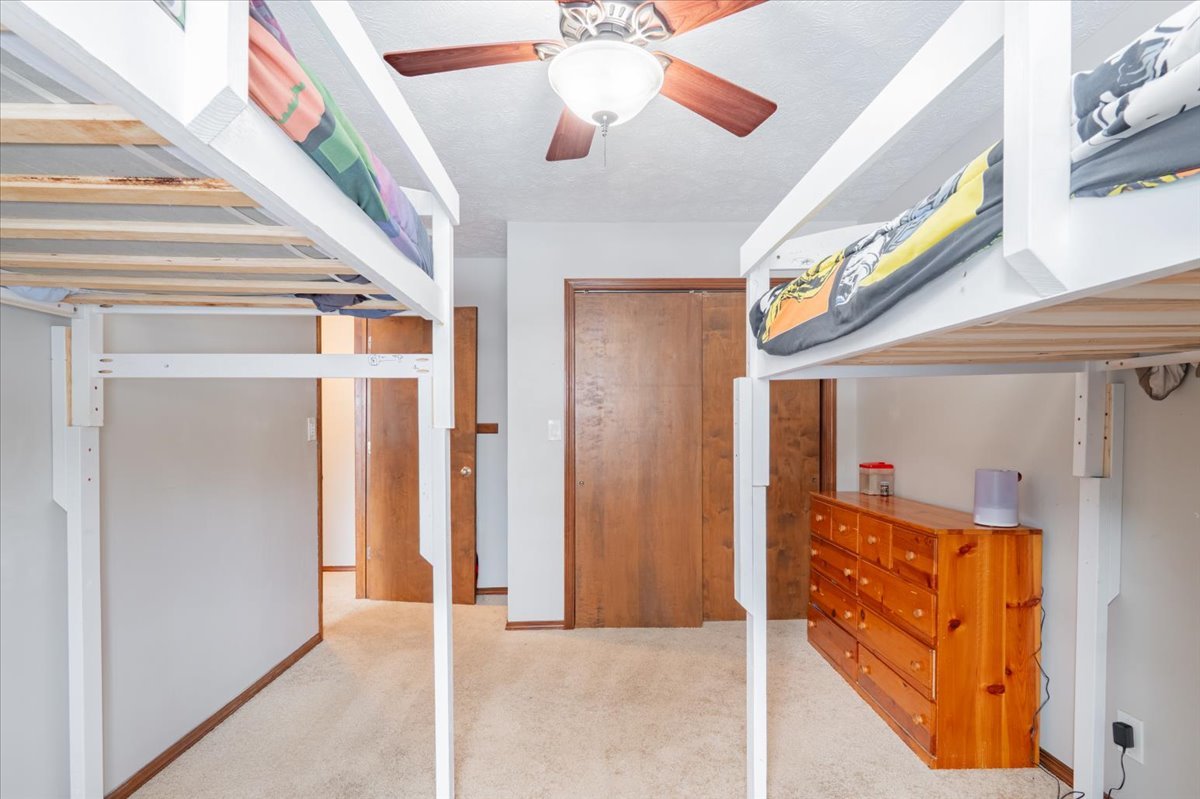 112 Gregory Lane, Lexington, IL 61753