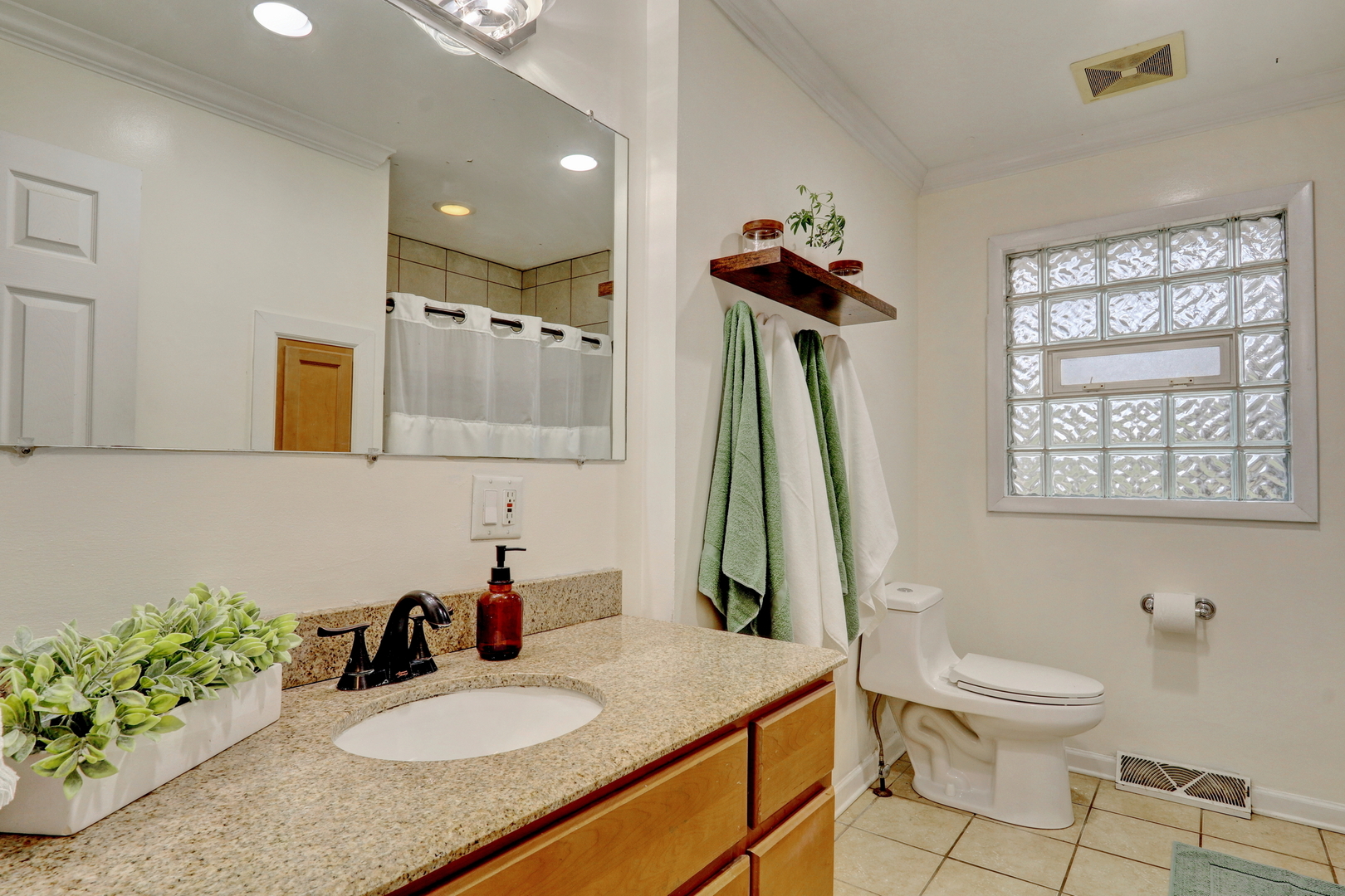 358 Rye Road, Mundelein, IL 60060