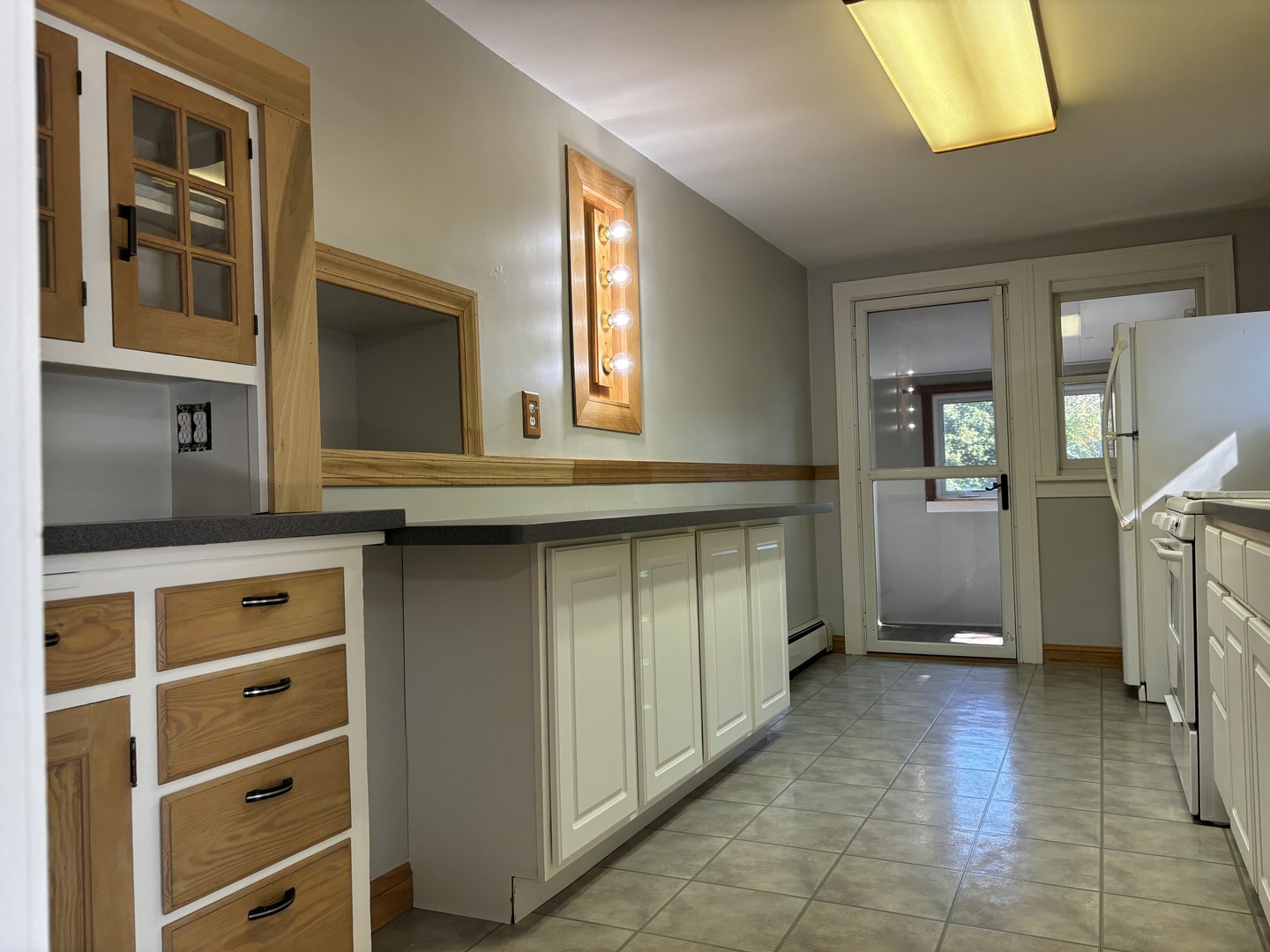 912 Clay Street, Woodstock, IL 60098