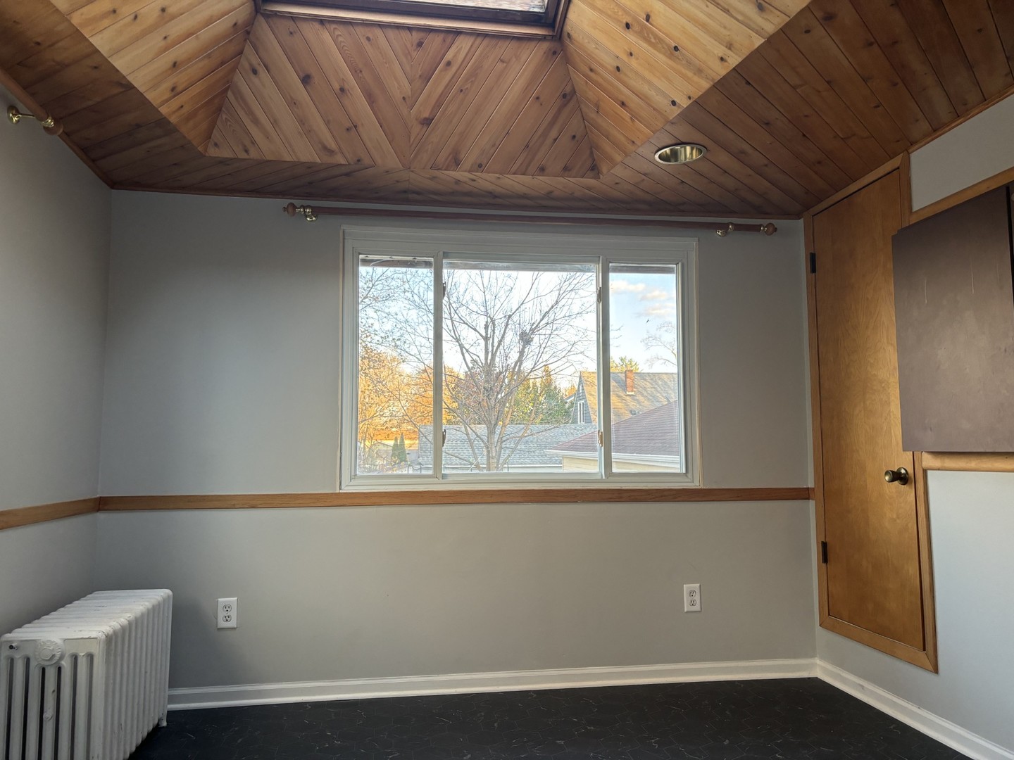 912 Clay Street, Woodstock, IL 60098