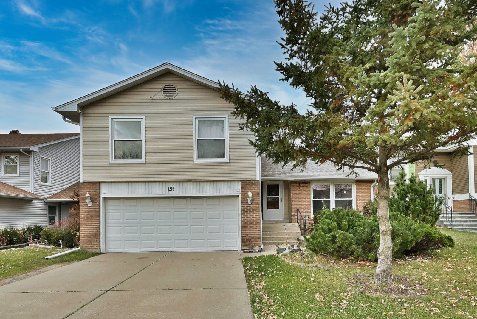 28 Majestic Drive #28, Lombard, IL 60148