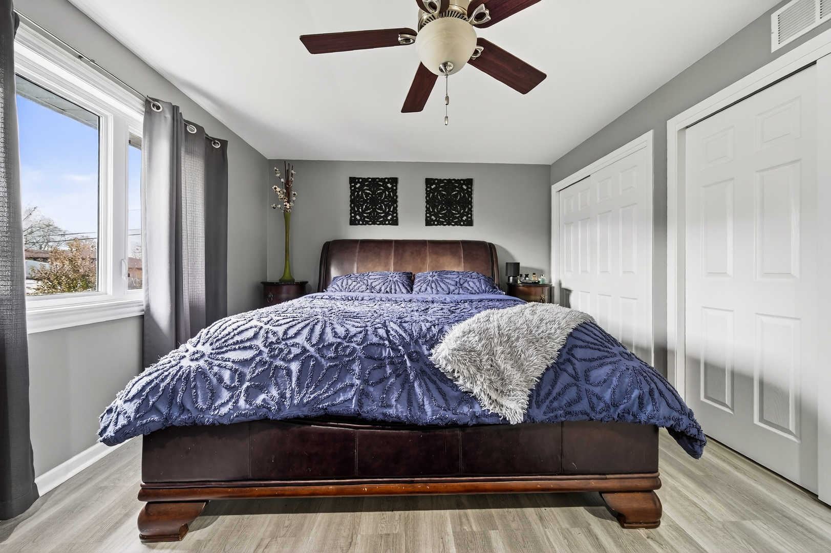 8400 S NEW ENGLAND Avenue, Burbank, IL 60459