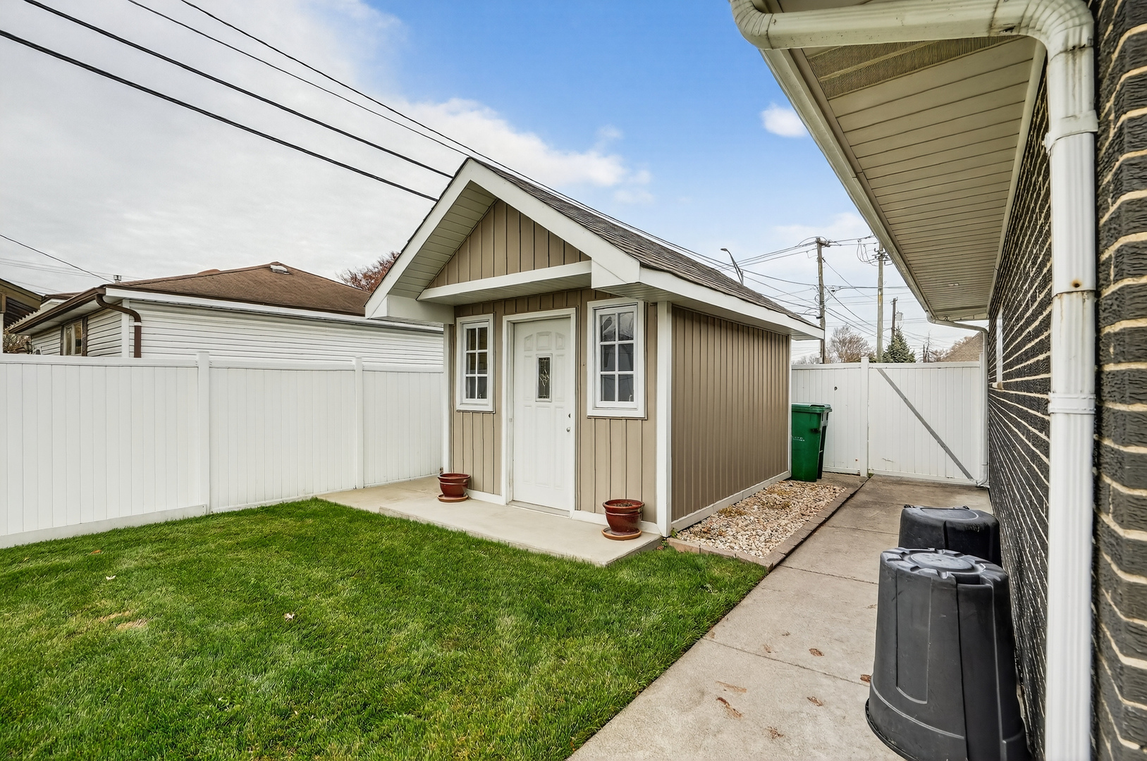 8400 S NEW ENGLAND Avenue, Burbank, IL 60459