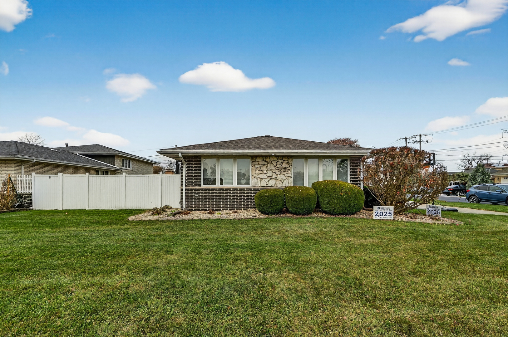 8400 S NEW ENGLAND Avenue, Burbank, IL 60459