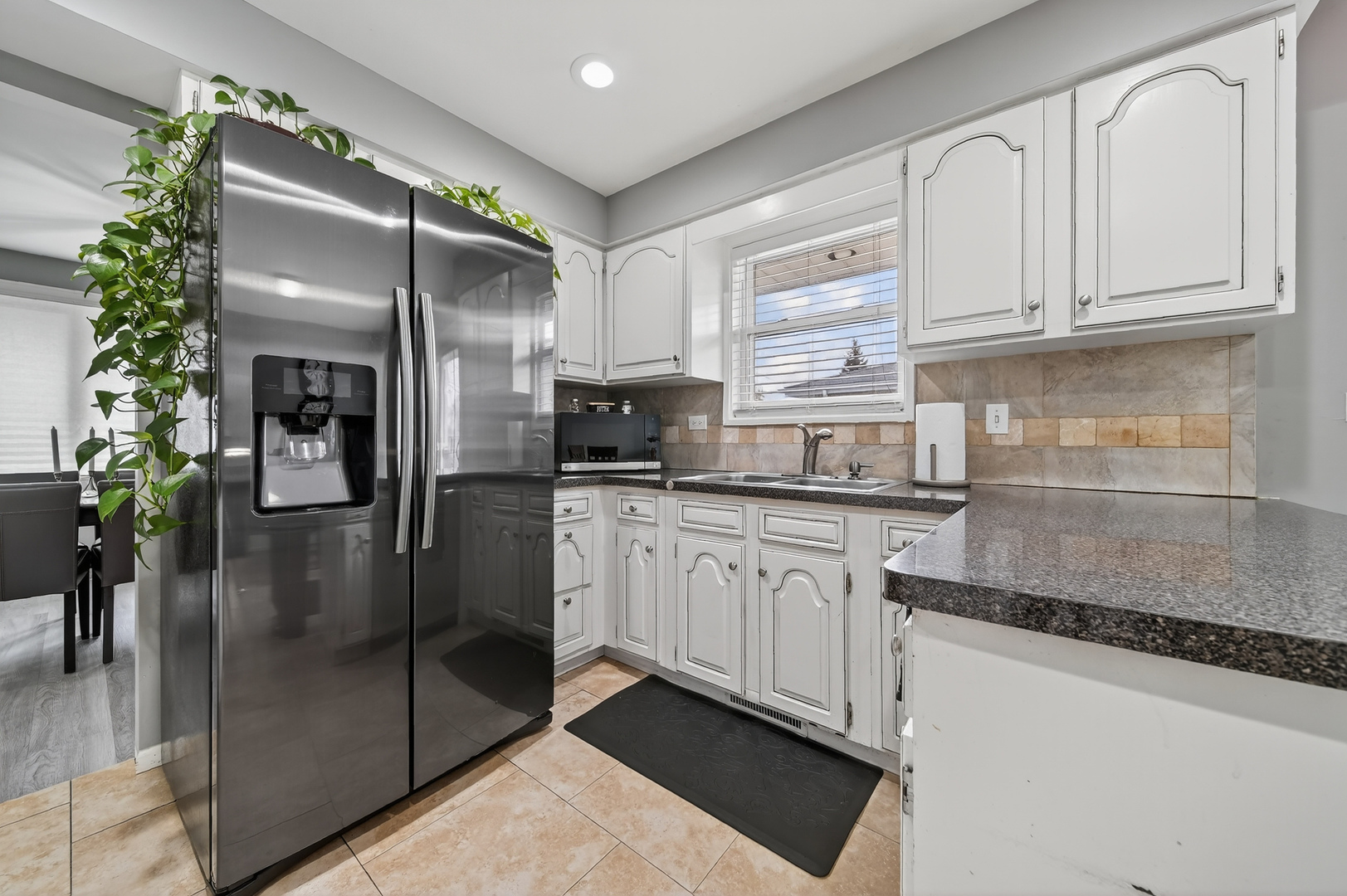 8400 S NEW ENGLAND Avenue, Burbank, IL 60459