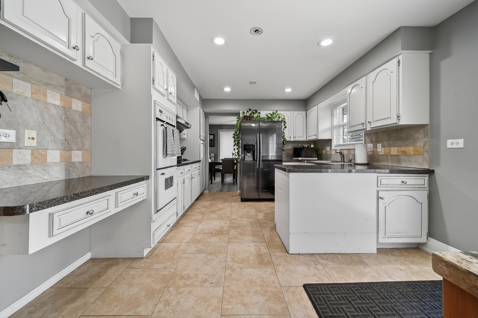 8400 S NEW ENGLAND Avenue, Burbank, IL 60459