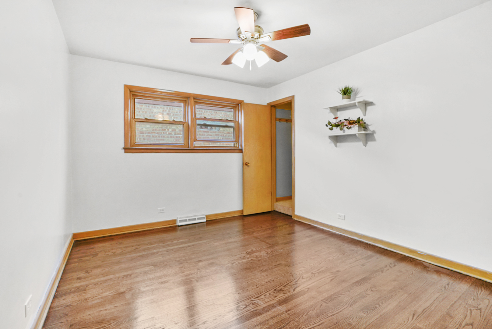 6135 W 63rd Place, Chicago, IL 60638