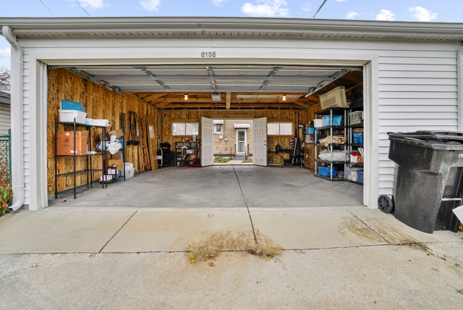 6135 W 63rd Place, Chicago, IL 60638