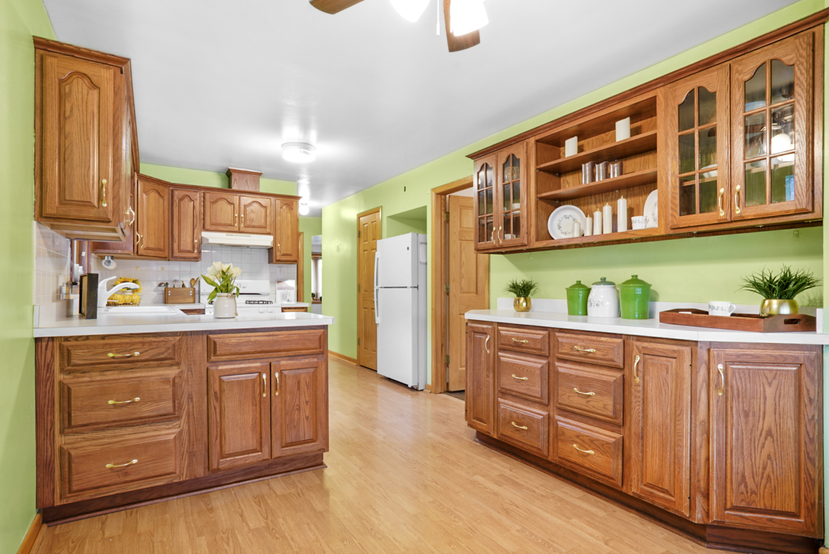 6135 W 63rd Place, Chicago, IL 60638