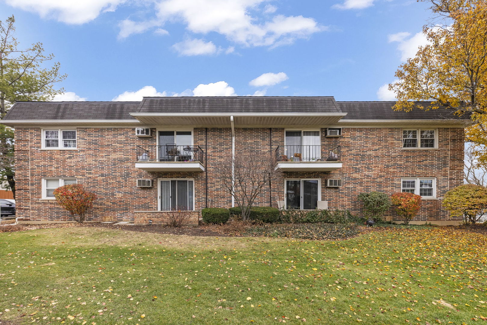 2343 Ogden Avenue #3, Downers Grove, IL 60515