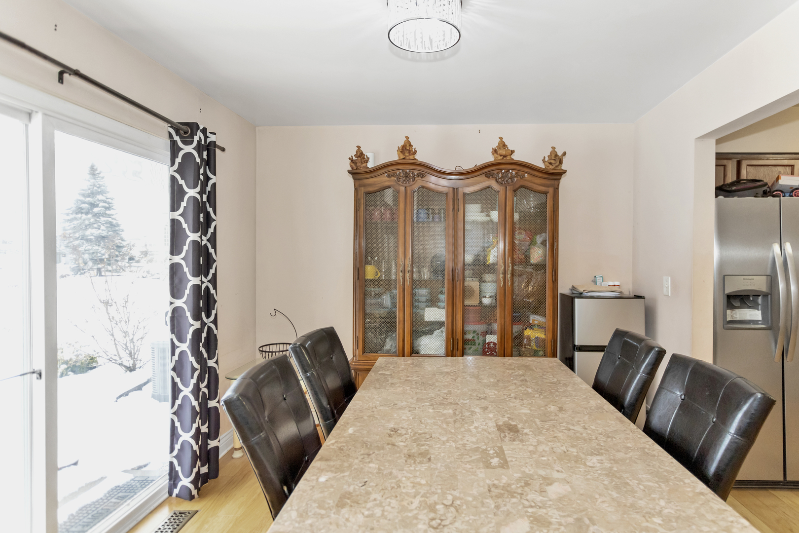 1273 Dunamon Drive, Bartlett, IL 60103