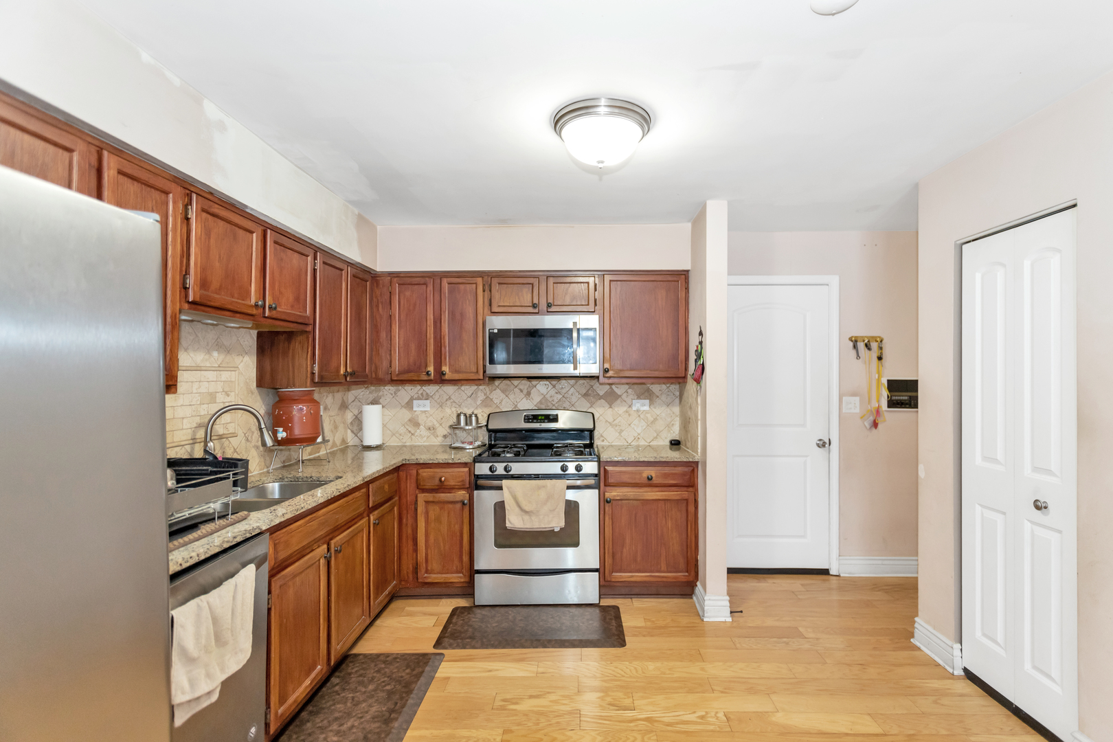 1273 Dunamon Drive, Bartlett, IL 60103