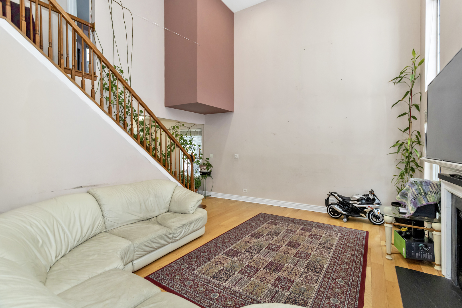 1273 Dunamon Drive, Bartlett, IL 60103