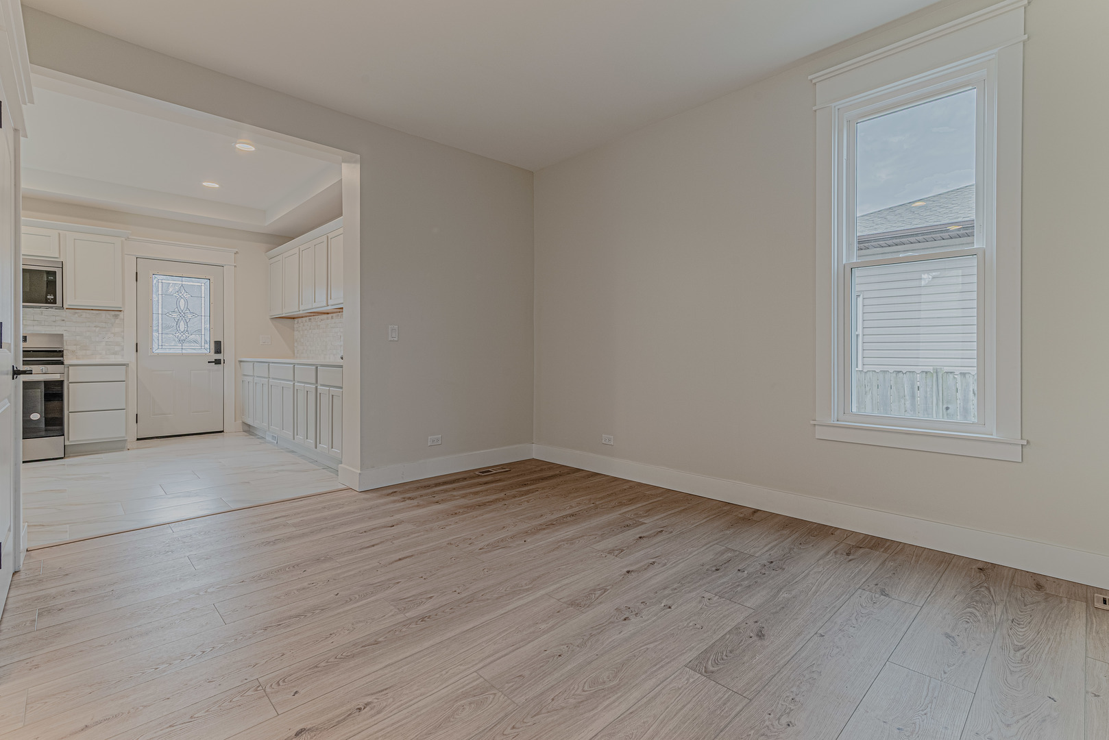 409 Algona Avenue, Elgin, IL 60120