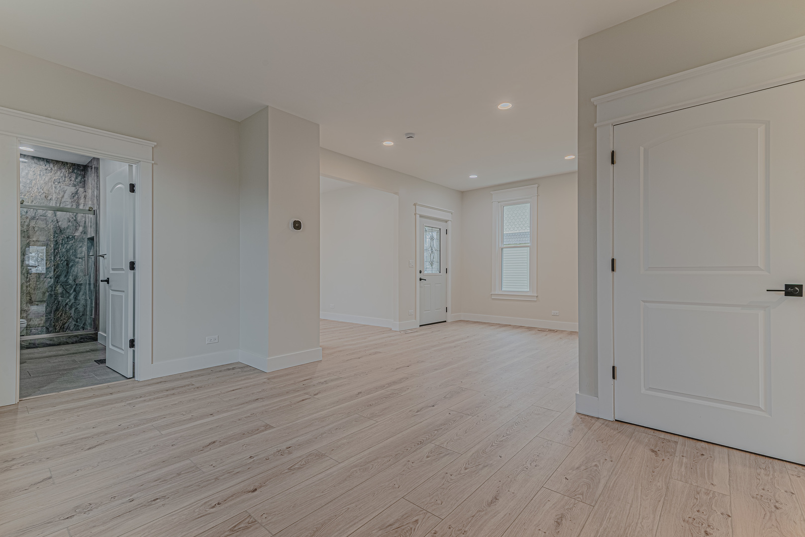 409 Algona Avenue, Elgin, IL 60120