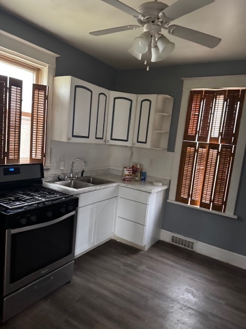 15203 Dearborn Street, South Holland, IL 60473