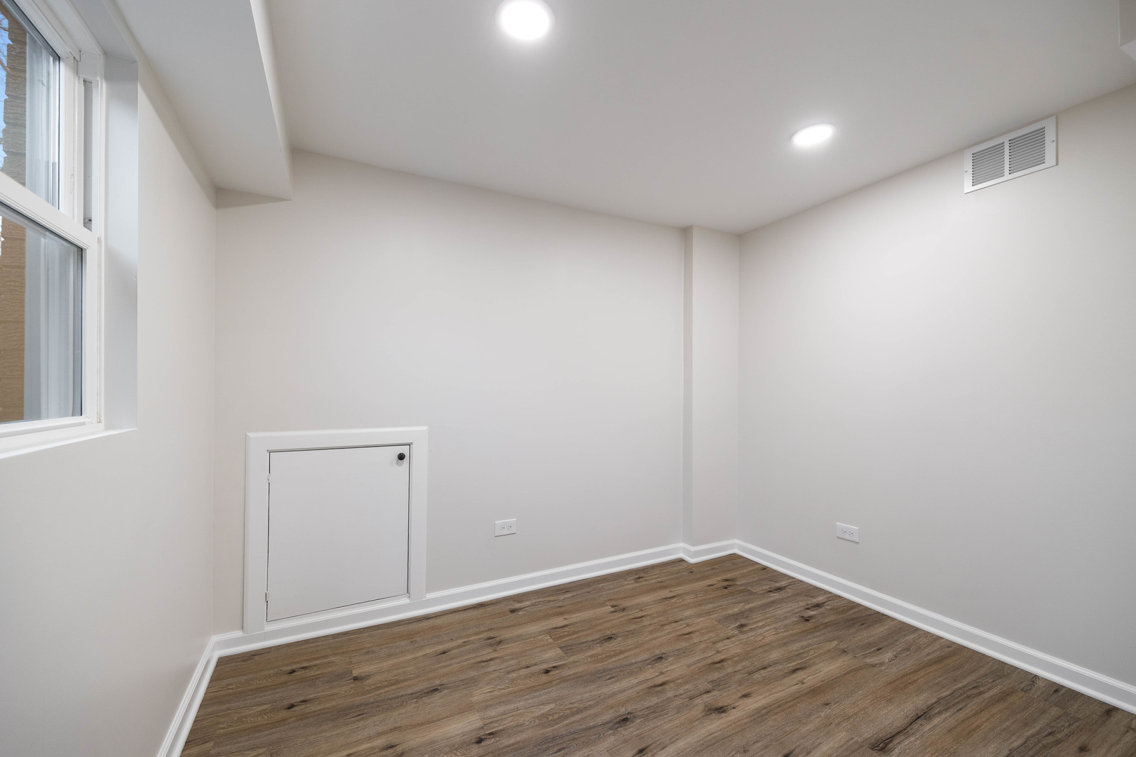 6791 Church Street, Hanover Park, IL 60133