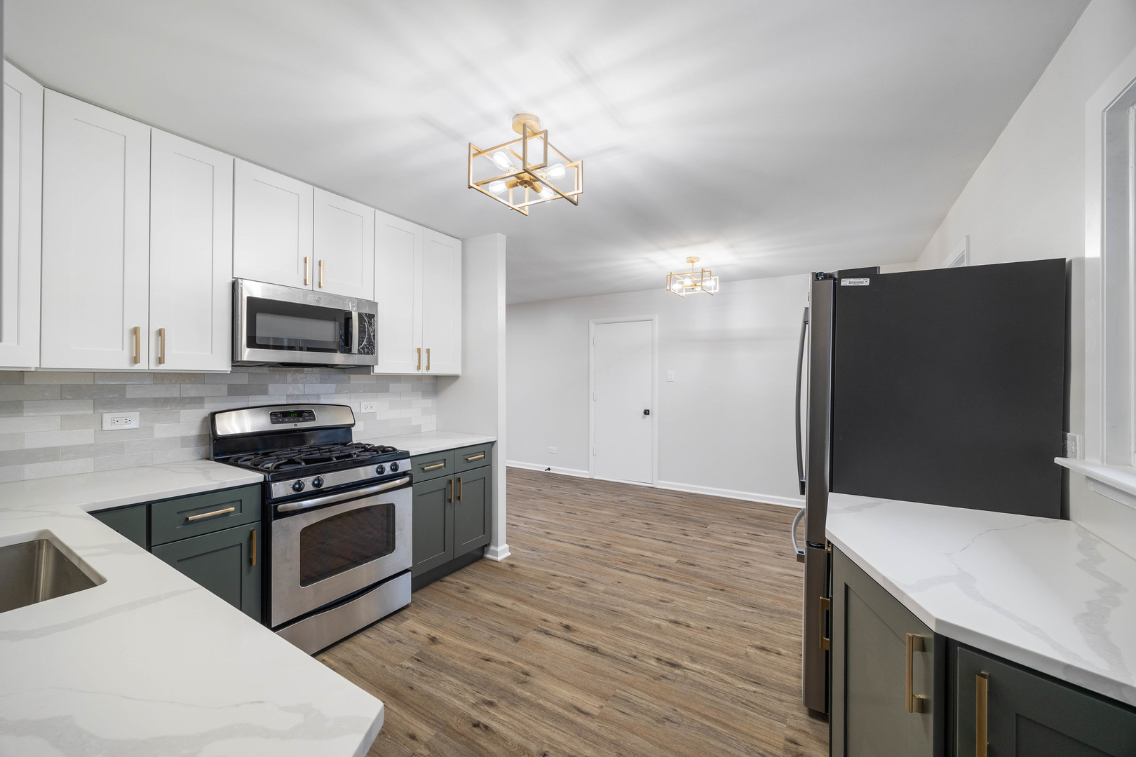 6791 Church Street, Hanover Park, IL 60133