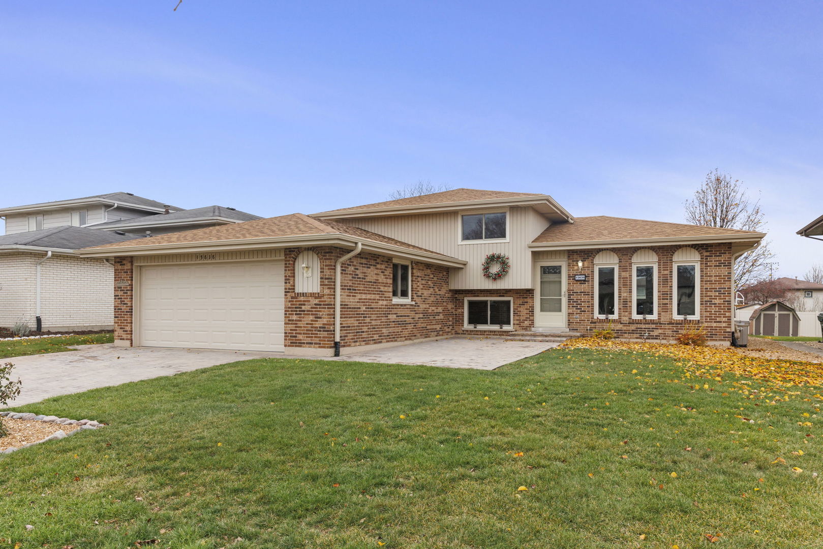 15636 Lockwood Avenue, Oak Forest, IL 60452