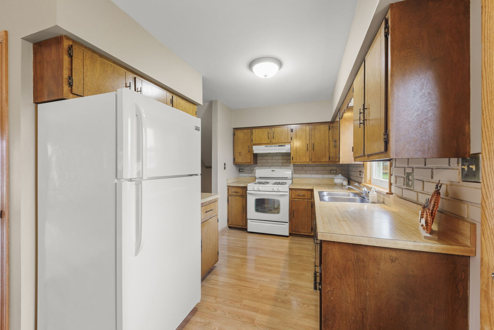 15636 Lockwood Avenue, Oak Forest, IL 60452