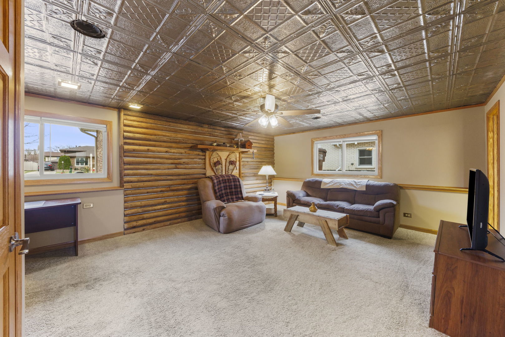 15636 Lockwood Avenue, Oak Forest, IL 60452