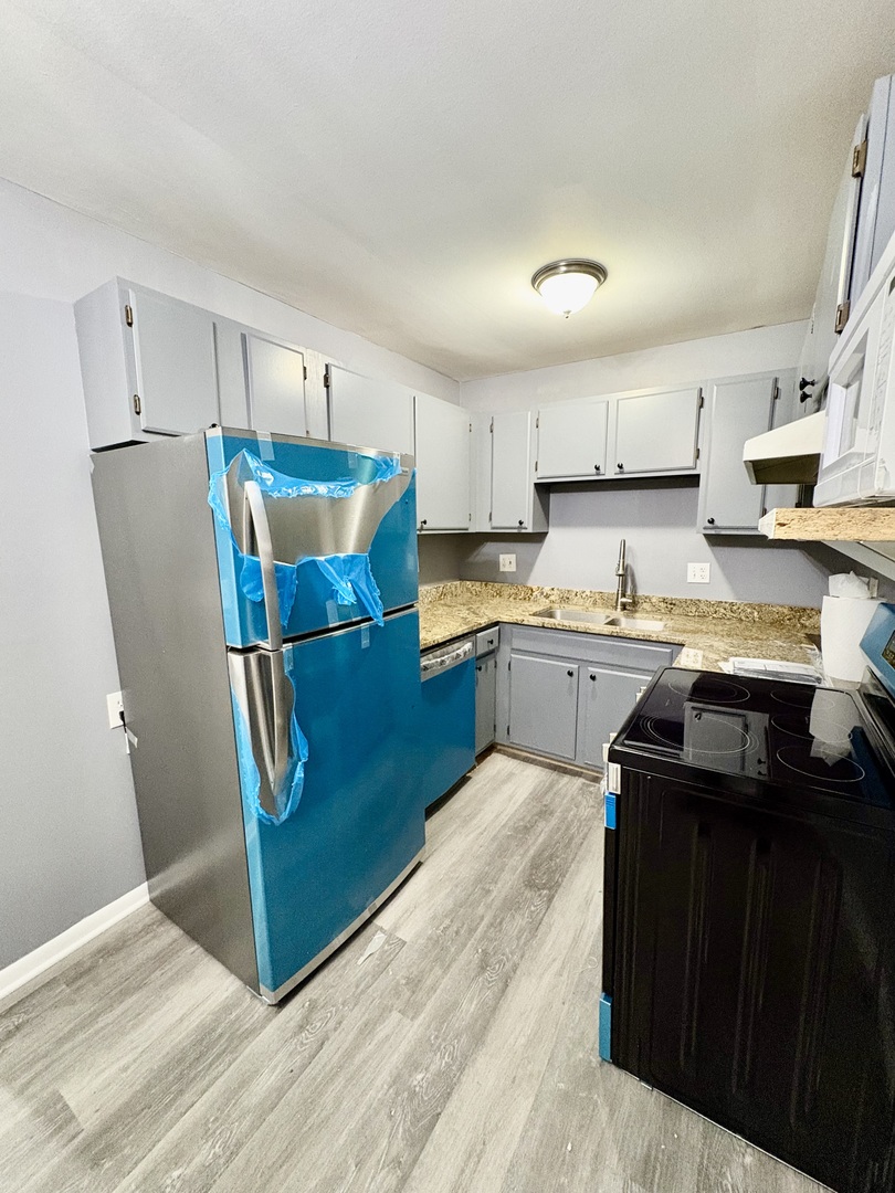 2400 Light Road #212, Oswego, IL 60543