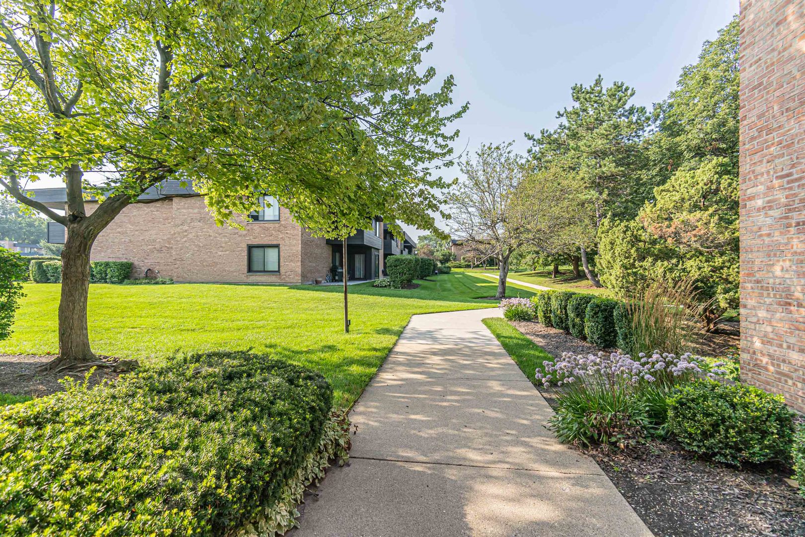 1255 N Sterling Avenue #201, Palatine, IL 60067