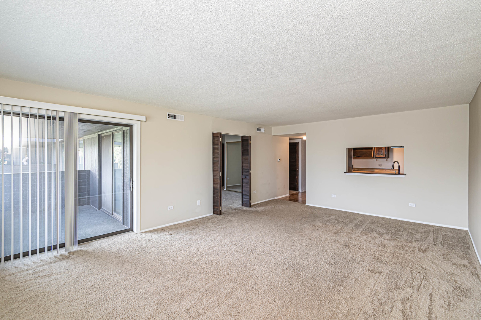 1255 N Sterling Avenue #201, Palatine, IL 60067