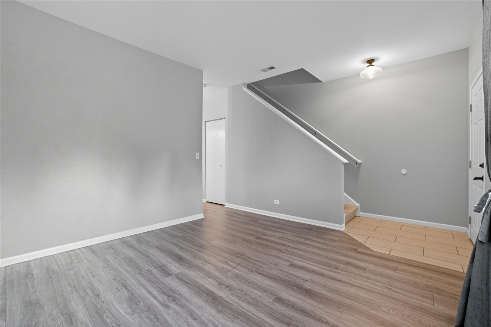 819 Daniel Drive, Minooka, IL 60447