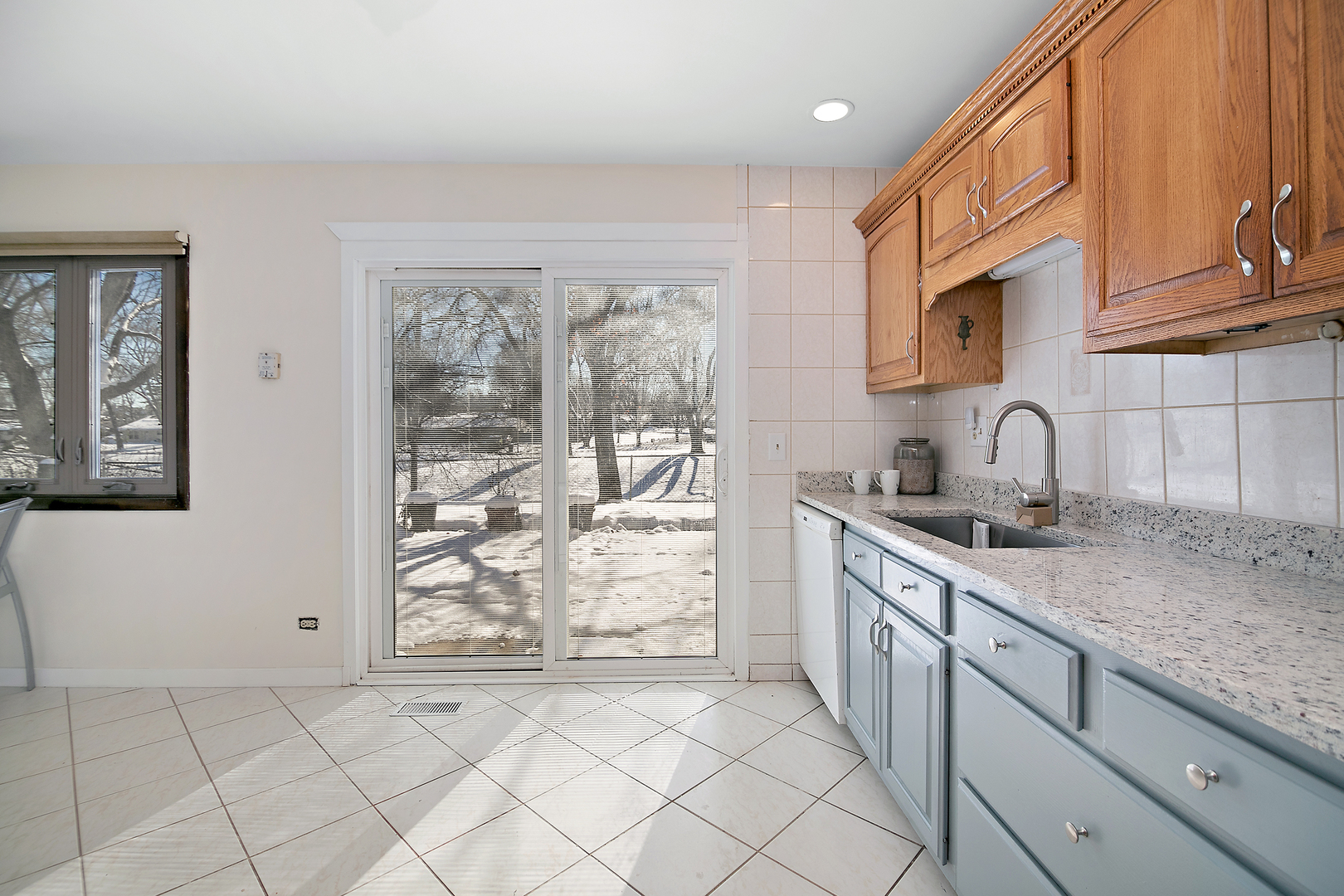 131 Monticello Circle, Bolingbrook, IL 60440