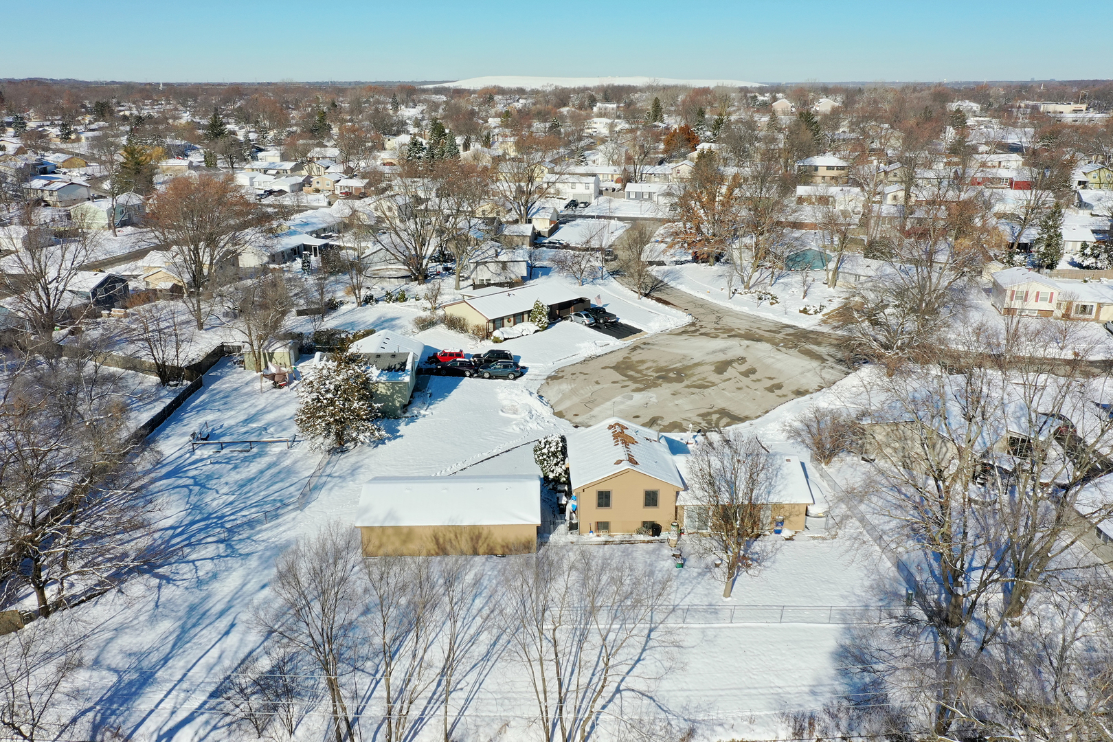 131 Monticello Circle, Bolingbrook, IL 60440