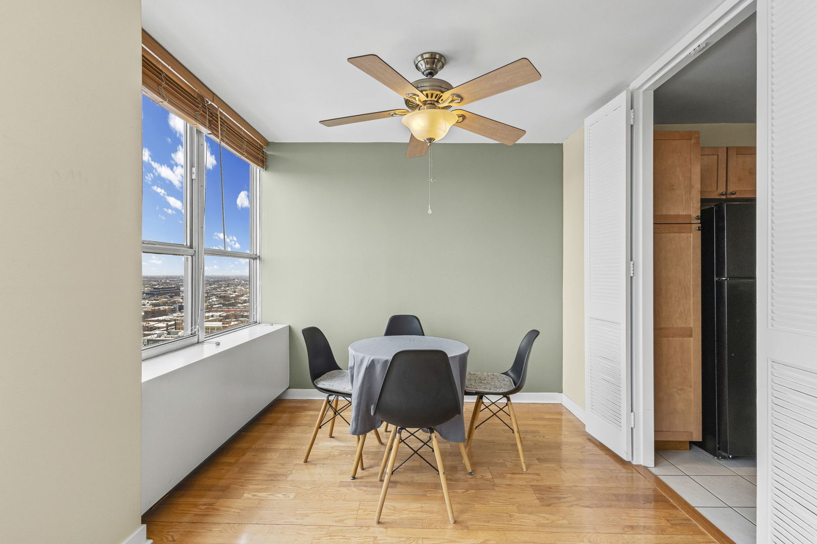 655 W Irving Park Road #2403, Chicago, IL 60613