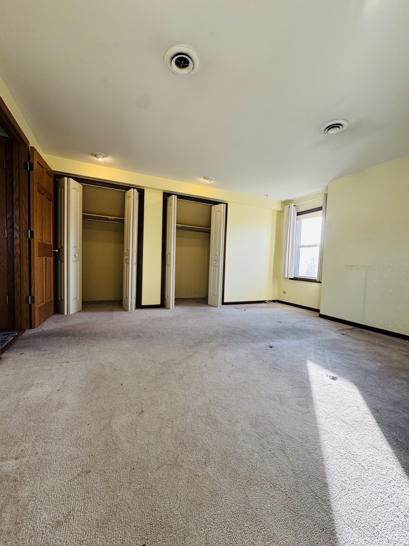 416 E North Broadway Street, Lombard, IL 60148