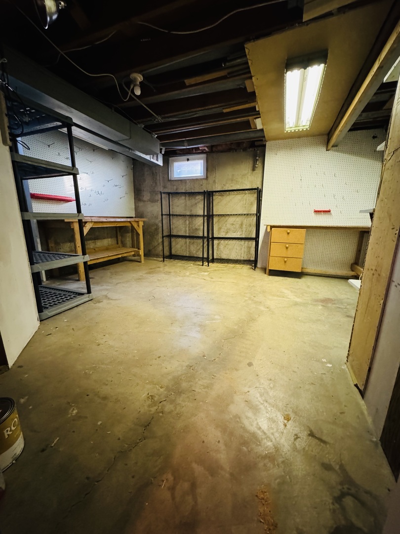 416 E North Broadway Street, Lombard, IL 60148