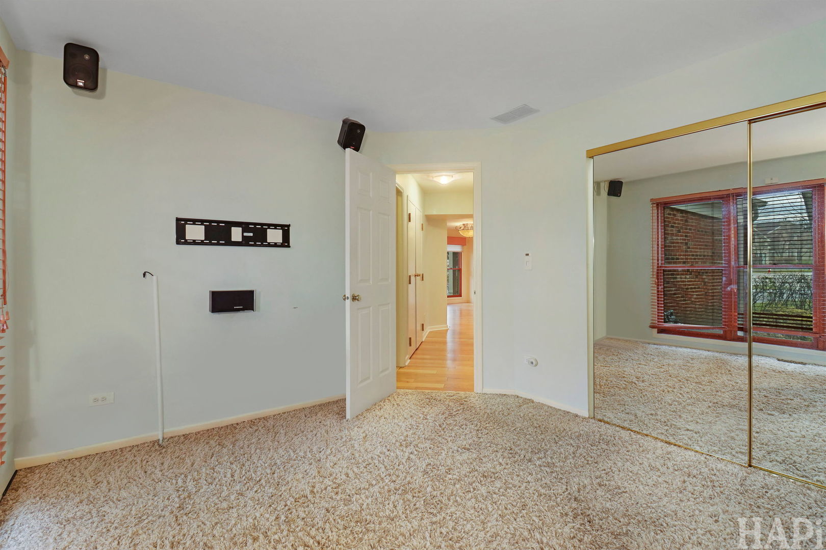 2060 N Charter Point Drive #0, Arlington Heights, IL 60004